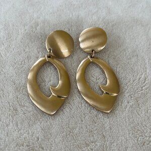 Women’s Fashion Earrings Stylish Jewelry Accessory Chic Statement Dangle Stud